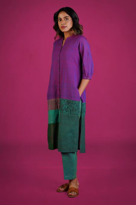 Mantra_Green Handloom Cotton Patchwork Mandarin Collar Detail Colorblocked Kurta _Online_at_Aza_Fashions