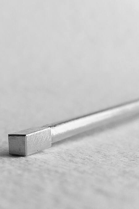 DE'Anma_Silver Amhale Circular Shaped Cutwork Hair Bun _Online_at_Aza_Fashions