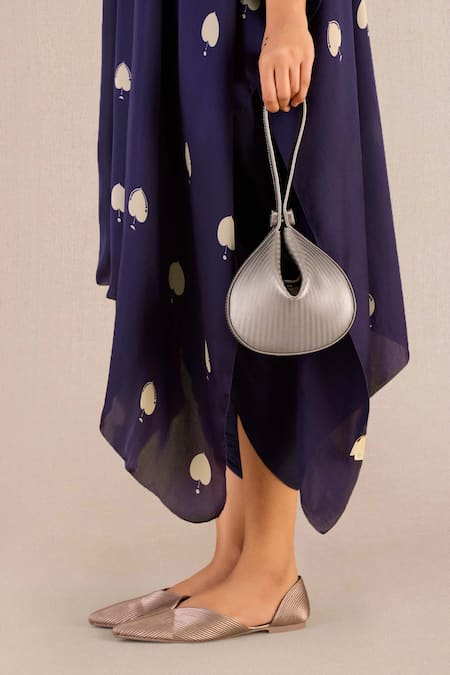 Ampm Esther Tear Drop Shaped Bag 