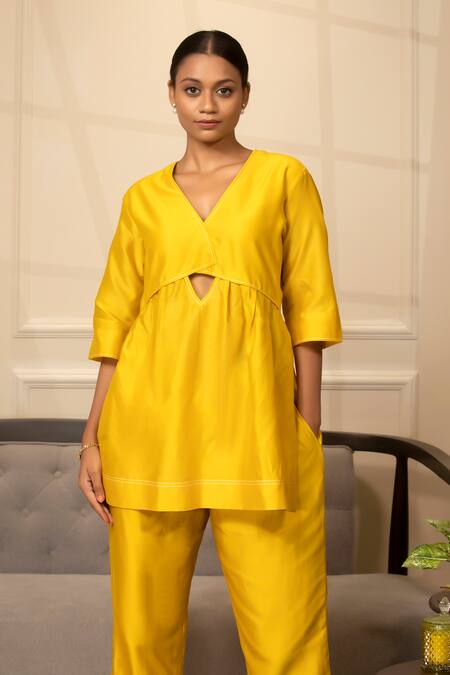 Buy_Eeda_Yellow Chanderi V-neck Long Top With Pant _Online_at_Aza_Fashions