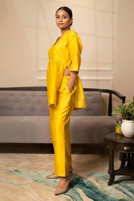 Buy_Eeda_Yellow Chanderi V-neck Long Top With Pant 