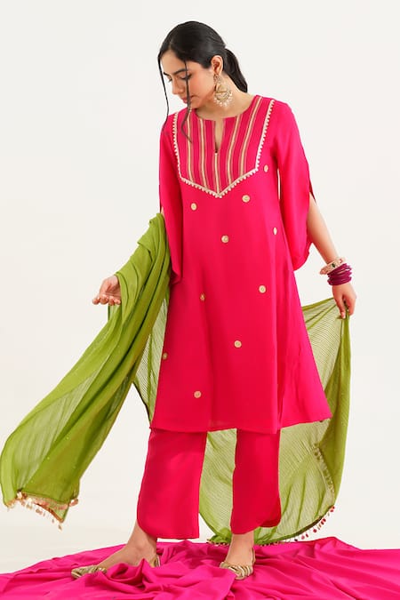 Shop Tuli Green Georgette Sequins Sudara Fulari Work Dupatta Online at Aza Fashions Shop_Tuli_Green Georgette Sequins Sudara Fulari Work Dupatta _Online_at_Aza_Fashions