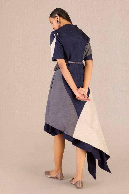 Shop Ampm Purple Silk V-neck Serena Flora And Fauna Patterned Jacket With Skirt at Aza Fashions Shop_Ampm_Purple Silk V-neck Serena Flora And Fauna Patterned Jacket With Skirt_at_Aza_Fashions