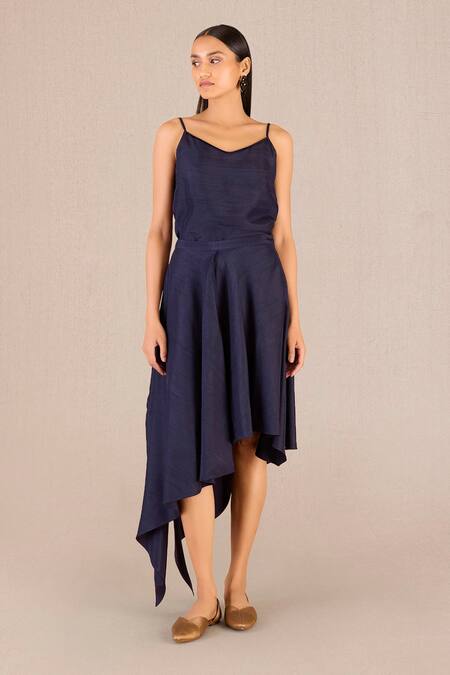 Buy Ampm Purple Silk V-neck Serena Flora And Fauna Patterned Jacket With Skirt Online at Aza Fashions Buy_Ampm_Purple Silk V-neck Serena Flora And Fauna Patterned Jacket With Skirt_Online_at_Aza_Fashions