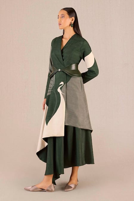 Buy Ampm Green Silk V-neck Serena Colour-blocked Asymmetric Jacket With Skirt Online at Aza Fashions Buy_Ampm_Green Silk V-neck Serena Colour-blocked Asymmetric Jacket With Skirt _Online_at_Aza_Fashions