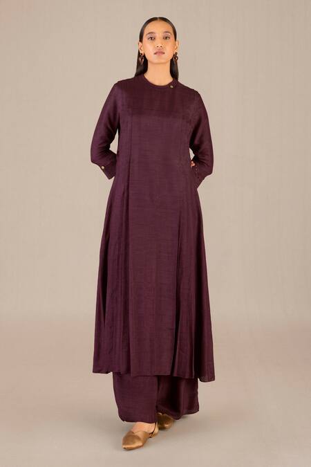 Buy_Ampm_Burgundy Silk Round Neck Saimah Knife Pleated Kurta Palazzo Set