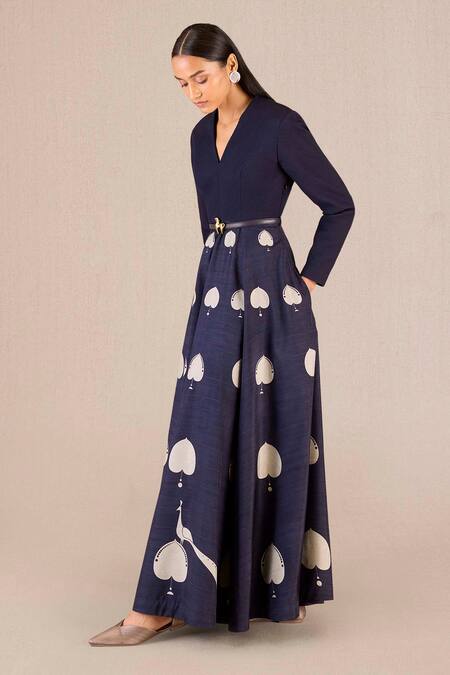 Buy Ampm Purple Silk Buckles V-neck Sabra Betel Leaf Print Flared Dress Online at Aza Fashions Buy_Ampm_Purple Silk Buckles V-neck Sabra Betel Leaf Print Flared Dress _Online_at_Aza_Fashions