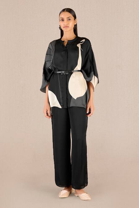 Buy_Ampm_Black Organza, Satin Embroidery Bandeau Iha Floral Print Kaftan Shirt And Pant Set