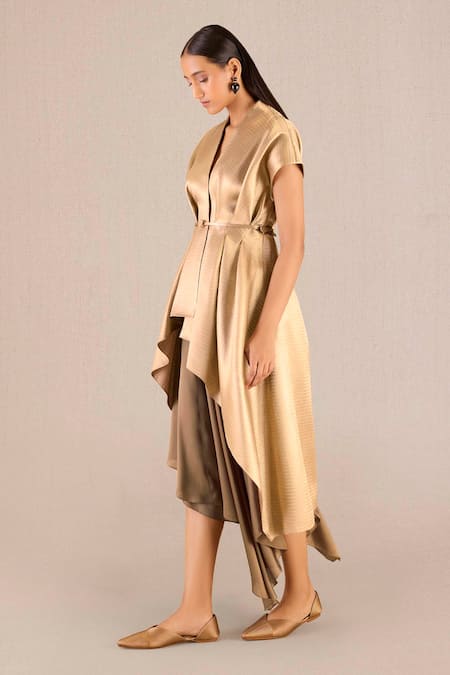 Buy_Ampm_Gold Silk V-neck Amra Box Pleated Jacket And Draped Skirt Set 