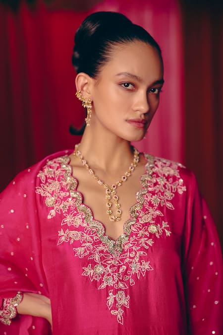 Mrunalini Rao Tithi Resham Embroidered Kurta Pant Set 