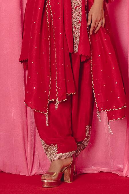 Shop Mrunalini Rao Red Silk Pearls, Zari, Embroidery Adhira Paisley Cutwork Kurta Pant Set Online at Aza Fashions Shop_Mrunalini Rao_Red Silk Pearls, Zari, Embroidery Adhira Paisley Cutwork Kurta Pant Set _Online_at_Aza_Fashions