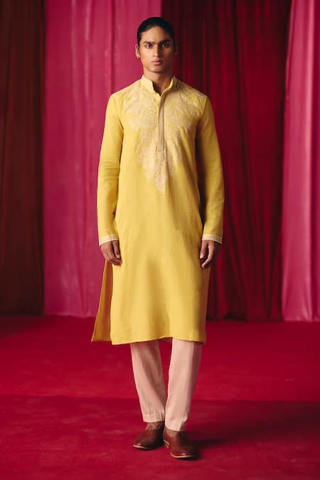 Mrunalini Rao Rati Phool Paisley Embroidered Kurta With Pant 