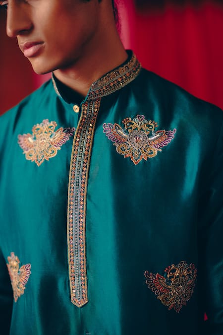 Buy_Mrunalini Rao_Green Cotton, Silk, Modal Embroidery Aryamann Garuda Motif Kurta With Pant _Online_at_Aza_Fashions