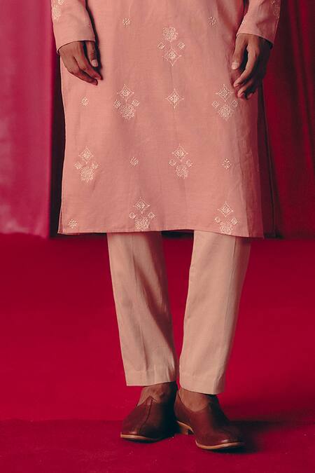 Mrunalini Rao_Peach Linen, Modal, Cotton Pearls, Embroidery Savya Gul Buta Kurta With Pant _Online_at_Aza_Fashions
