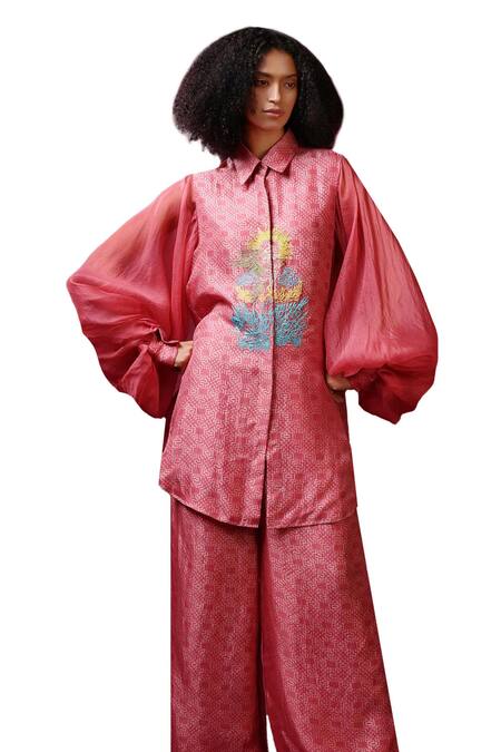 Buy Shilpi Gupta Pink Organza Jacquard Embroidery Floral Ballon Sleeve Resham Shirt With Pant Buy_Shilpi Gupta_Pink Organza Jacquard Embroidery Floral Ballon Sleeve Resham Shirt With Pant