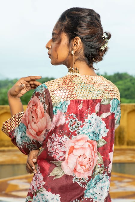 Shop_Monk & Mei By Sonia Anand_Maroon Georgette Embroidery, Mirrors Sweetheart Neck, Dahlia Floral Print Dress _Online_at_Aza_Fashions