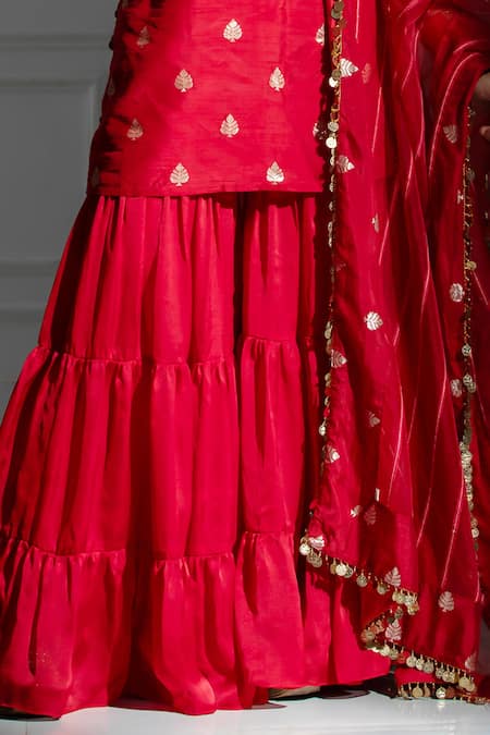 Monk & Mei By Sonia Anand_Red Organza, Silk, Brocade Scoop Neck Leaf Butti Pattern Kurta And Sharara Set _Online_at_Aza_Fashions