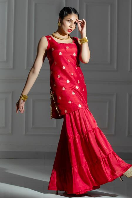 Shop_Monk & Mei By Sonia Anand_Red Organza, Silk, Brocade Scoop Neck Leaf Butti Pattern Kurta And Sharara Set _Online_at_Aza_Fashions
