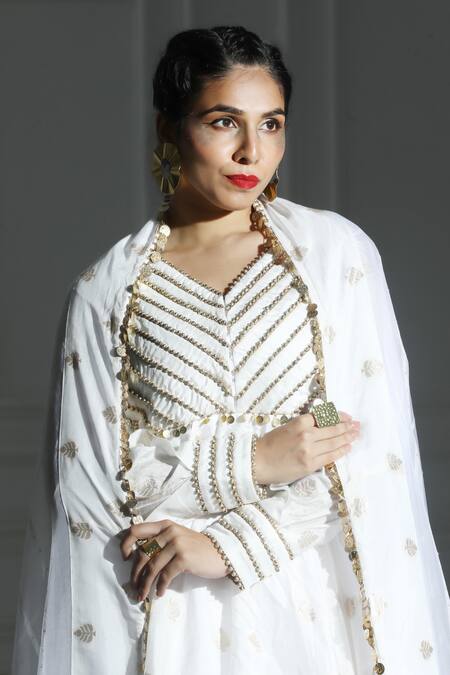 Shop Monk & Mei By Sonia Anand Ivory Georgette Embroidery Leaf Butti Pattern Peplum Kurta With Tulip Pant Online at Aza Fashions Shop_Monk & Mei By Sonia Anand_Ivory Georgette Embroidery Leaf Butti Pattern Peplum Kurta With Tulip Pant _Online_at_Aza_Fashions