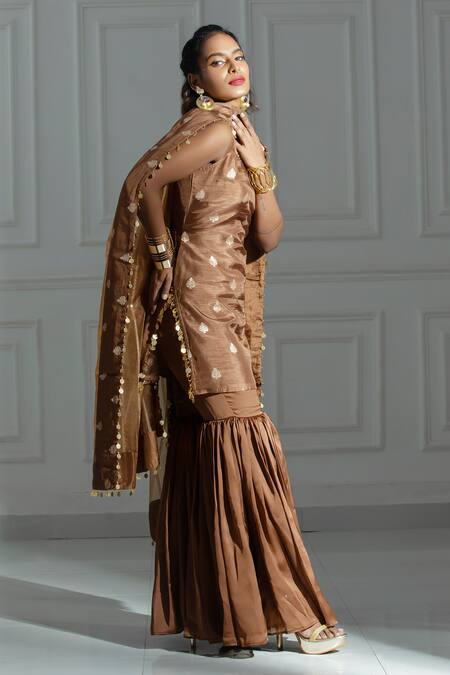 Buy Monk & Mei By Sonia Anand Brown Organza, Silk, Brocade Straight Leaf Butti Pattern Kurta And Sharara Set Buy_Monk & Mei By Sonia Anand_Brown Organza, Silk, Brocade Straight Leaf Butti Pattern Kurta And Sharara Set
