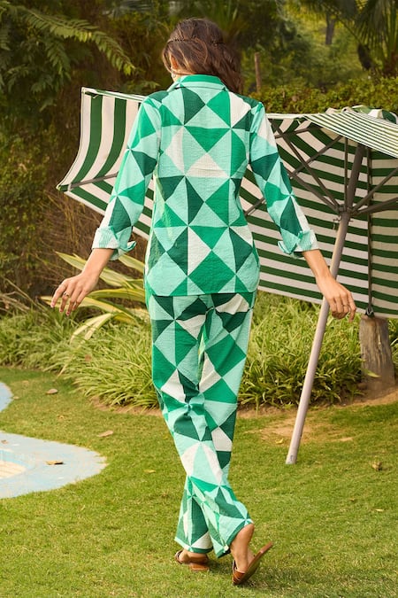 Shop_Zazu_Green Cotton Seersucker Print Prism Collar Neck Porto Shirt With Pant _at_Aza_Fashions