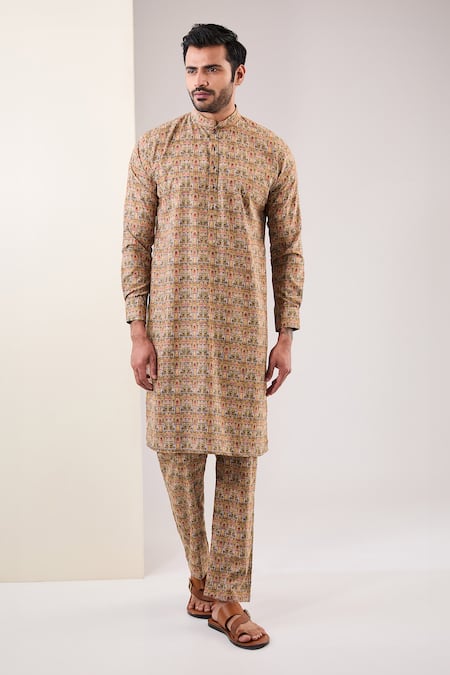 Rabani & Rakha Mughal Print Kurta With Pant 