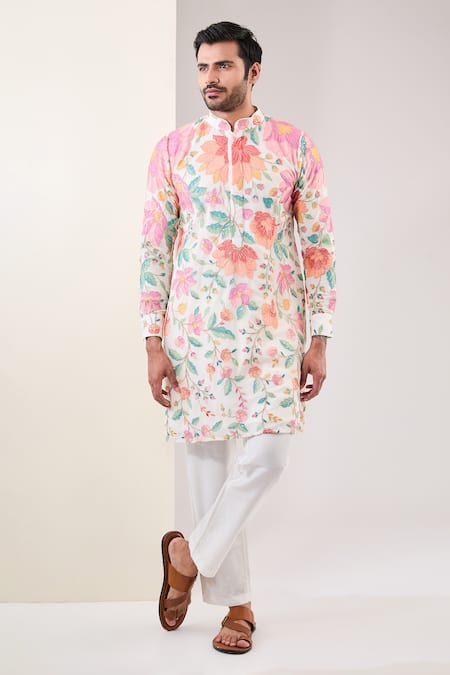 Rabani & Rakha Thread Embroidered Kurta & Pant Set 
