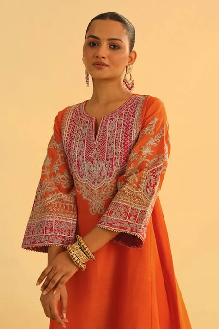 Sheetal Batra_Orange Silk, Chanderi, Mohsina Paisley Embroidered Kalidar Kurta And Pant Set _Online_at_Aza_Fashions