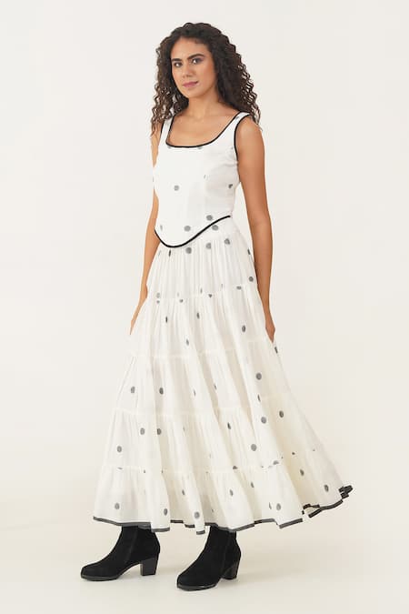 Shop Indigo Dreams Ivory Cotton Piping Square Neck Ivanna Handwoven Jamdani Corset Online at Aza Fashions Shop_Indigo Dreams_Ivory Cotton Piping Square Neck Ivanna Handwoven Jamdani Corset _Online_at_Aza_Fashions