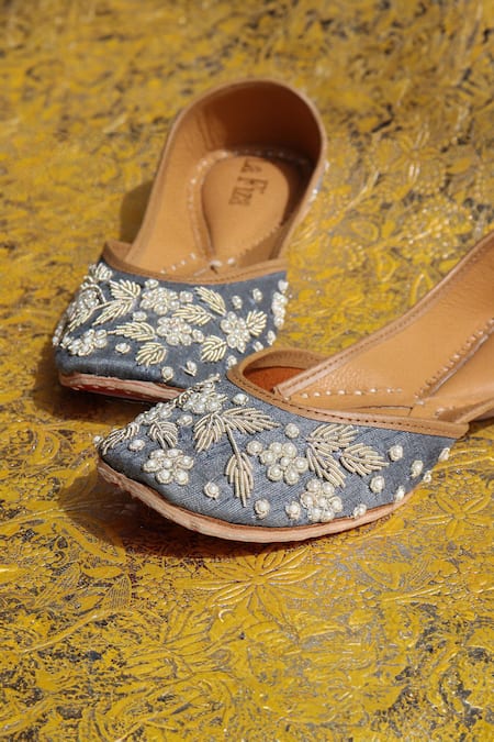 La Fiza Azal Bead Embellished Juttis 