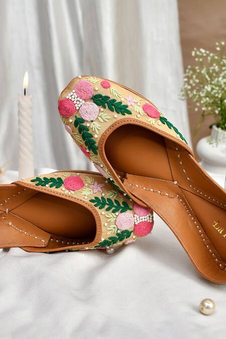 LA Fiza_Beige Pinklet Thread Embroidered Juttis_Online_at_Aza_Fashions
