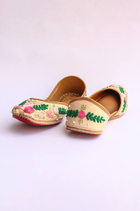Shop_LA Fiza_Beige Pinklet Thread Embroidered Juttis_Online_at_Aza_Fashions