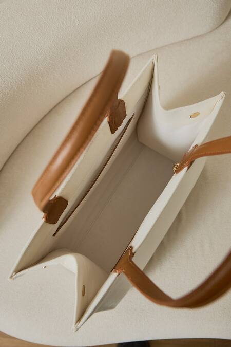 Sashe House White Embroidery Royal Jungle Canvas Tote Bag Online at Aza Fashions Sashe House_White Embroidery Royal Jungle Canvas Tote Bag_Online_at_Aza_Fashions