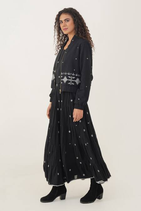 Indigo Dreams_Black Cotton Embroidery Round Neck, Luna Handwoven Jamdani Jacket With Skirt Set _Online_at_Aza_Fashions