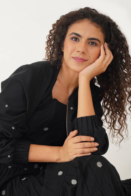 Shop_Indigo Dreams_Black Cotton Embroidery Round Neck, Luna Handwoven Jamdani Jacket With Skirt Set _Online_at_Aza_Fashions