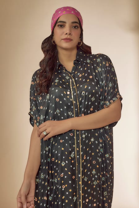Sheeshakari Grey Silk Beads, Embroidery, Mirrors Bandhani Print Kaftan Kurta With Pant Online at Aza Fashions Sheeshakari_Grey Silk Beads, Embroidery, Mirrors Bandhani Print Kaftan Kurta With Pant _Online_at_Aza_Fashions