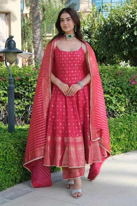 Safaa Sindoori Floral Woven Anarkali Set 