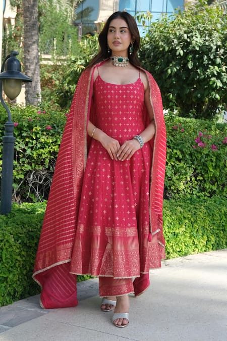 Shop Safaa Pink Velvet, Velour Embroidery, Fringe Scoop Sindoori Floral Woven Anarkali Set Online at Aza Fashions Shop_Safaa_Pink Velvet, Velour Embroidery, Fringe Scoop Sindoori Floral Woven Anarkali Set _Online_at_Aza_Fashions