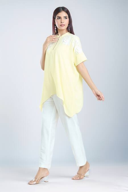 Buy_Namrata Joshipura_Yellow Embroidery Collared Dahlia Handkerchief Top