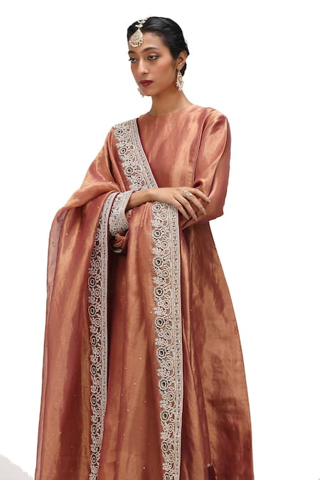 Shop_Mimamsaa_Brown Tissue Silk Embroidered Floral Urmila Hem Dupatta 