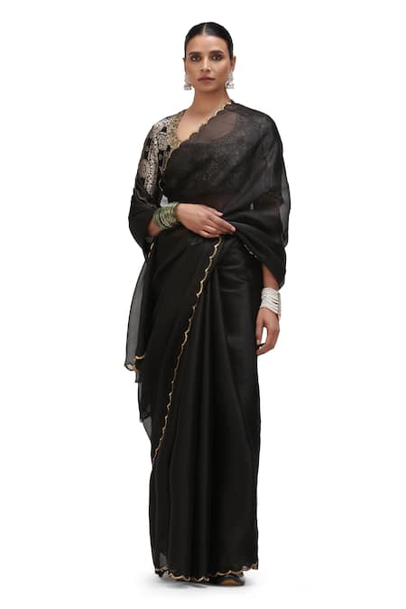 Mimamsaa Sati Embroidered Scallop Hem Saree 