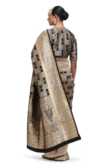 Mimamsaa Taarika Floret Jaal Woven Saree 