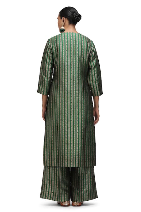 Mimamsaa_Green Brocade, Silk Piping, Embroidery V-neck Anokhi Patti Work Kurta And Pant Set _Online_at_Aza_Fashions