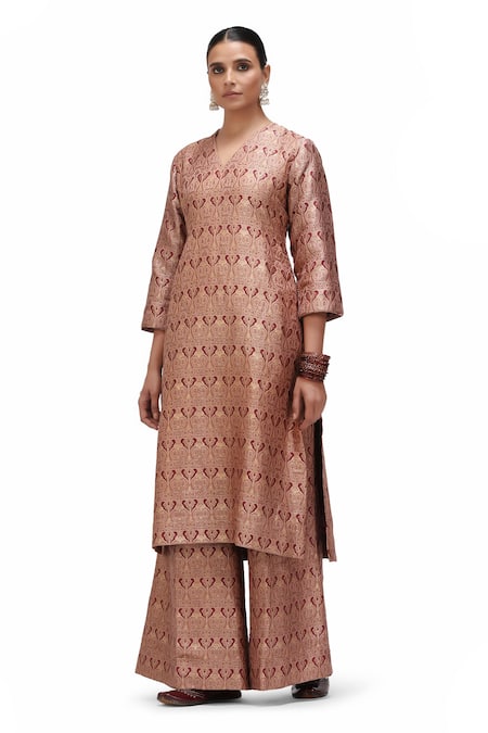 Mimamsaa Arisa Inverted Bird Motif Kurta & Flared Pant Set 