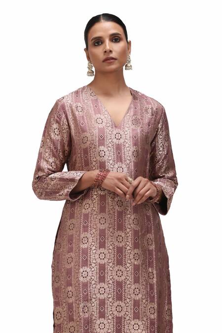 Buy_Mimamsaa_Purple Brocade, Silk Sharmila Handwoven Floral Motif Kurta And Flared Pant Set 