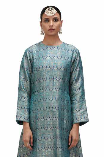Mimamsaa_Blue Brocade, Silk Round Neck Gazala Inverted Bird Motif Kurta And Pant Set_Online_at_Aza_Fashions