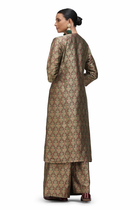 Mimamsaa Alfi Motif Kurta & Flared Pant Set 