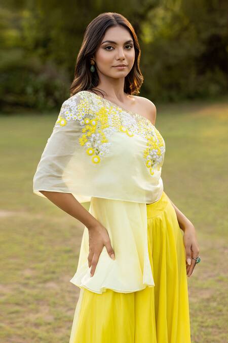 Buy Islie By Priya Jain Yellow Summer Silk Embroidered Thread One Shoulder Draped Top With Palazzo Pant Online at Aza Fashions Buy_Islie By Priya Jain_Yellow Summer Silk Embroidered Thread One Shoulder Draped Top With Palazzo Pant _Online_at_Aza_Fashions