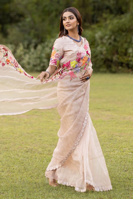 Buy Islie By Priya Jain Pink Organza Sequins, Beads Scoop Floral Bouquet Embroidered Saree With Blouse Online at Aza Fashions Buy_Islie By Priya Jain_Pink Organza Sequins, Beads Scoop Floral Bouquet Embroidered Saree With Blouse _Online_at_Aza_Fashions