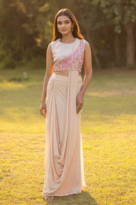 Buy Islie By Priya Jain Ivory Kota Doria, Silk Cut Work, Sequins, Pleated Pre-draped Saree With Blouse Online at Aza Fashions Buy_Islie By Priya Jain_Ivory Kota Doria, Silk Cut Work, Sequins, Pleated Pre-draped Saree With Blouse _Online_at_Aza_Fashions